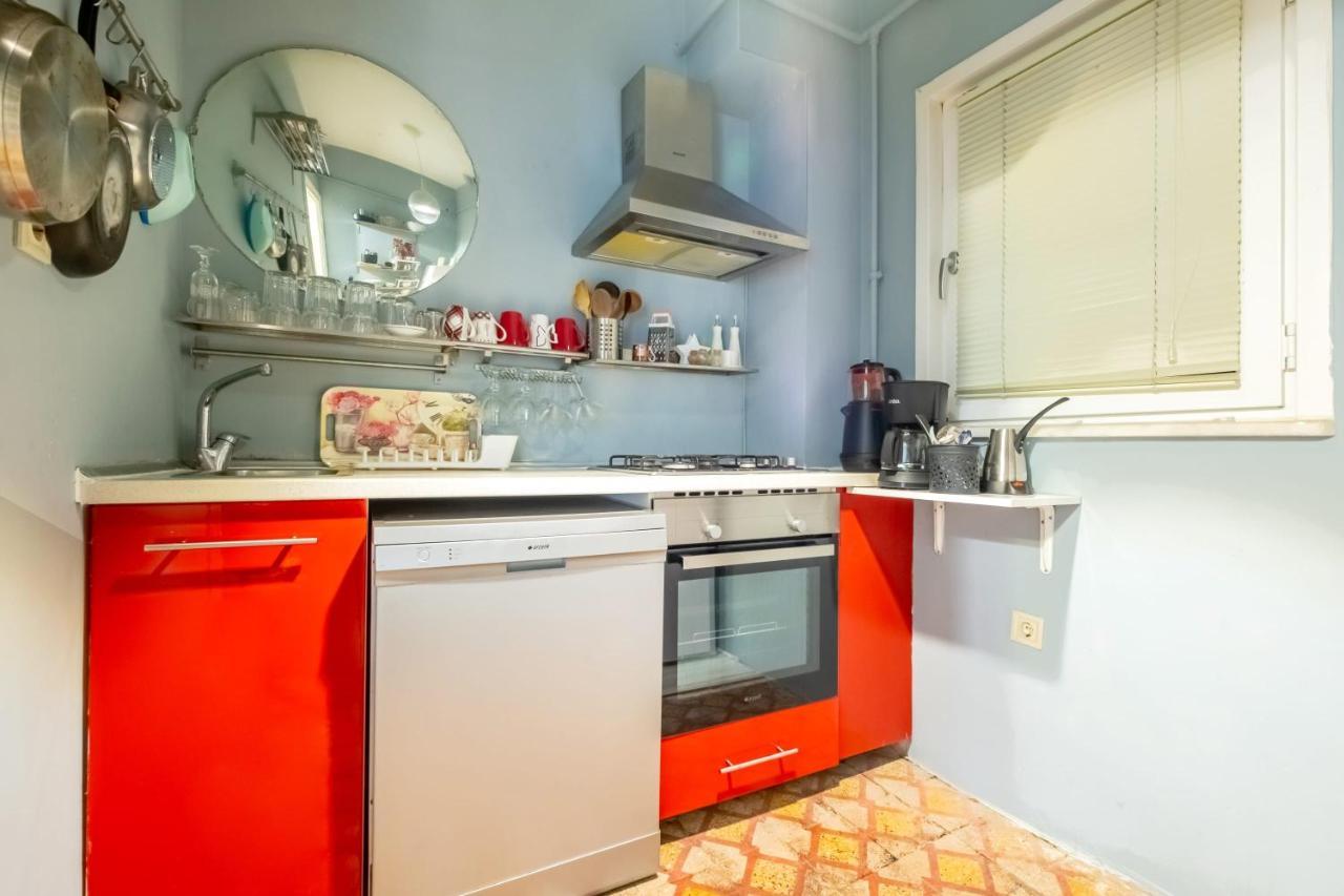 Delightful Flat Close To Galata 2 Mins To Metro Apartment *